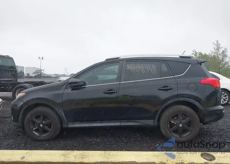 2015 Toyota Rav4 Le z USA, uszkodzony, nr VIN 2T3BFREV4FW337386